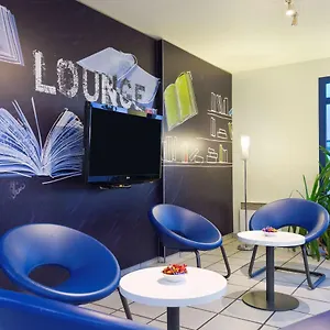 2* Hotel Ibis Budget Les Champarts