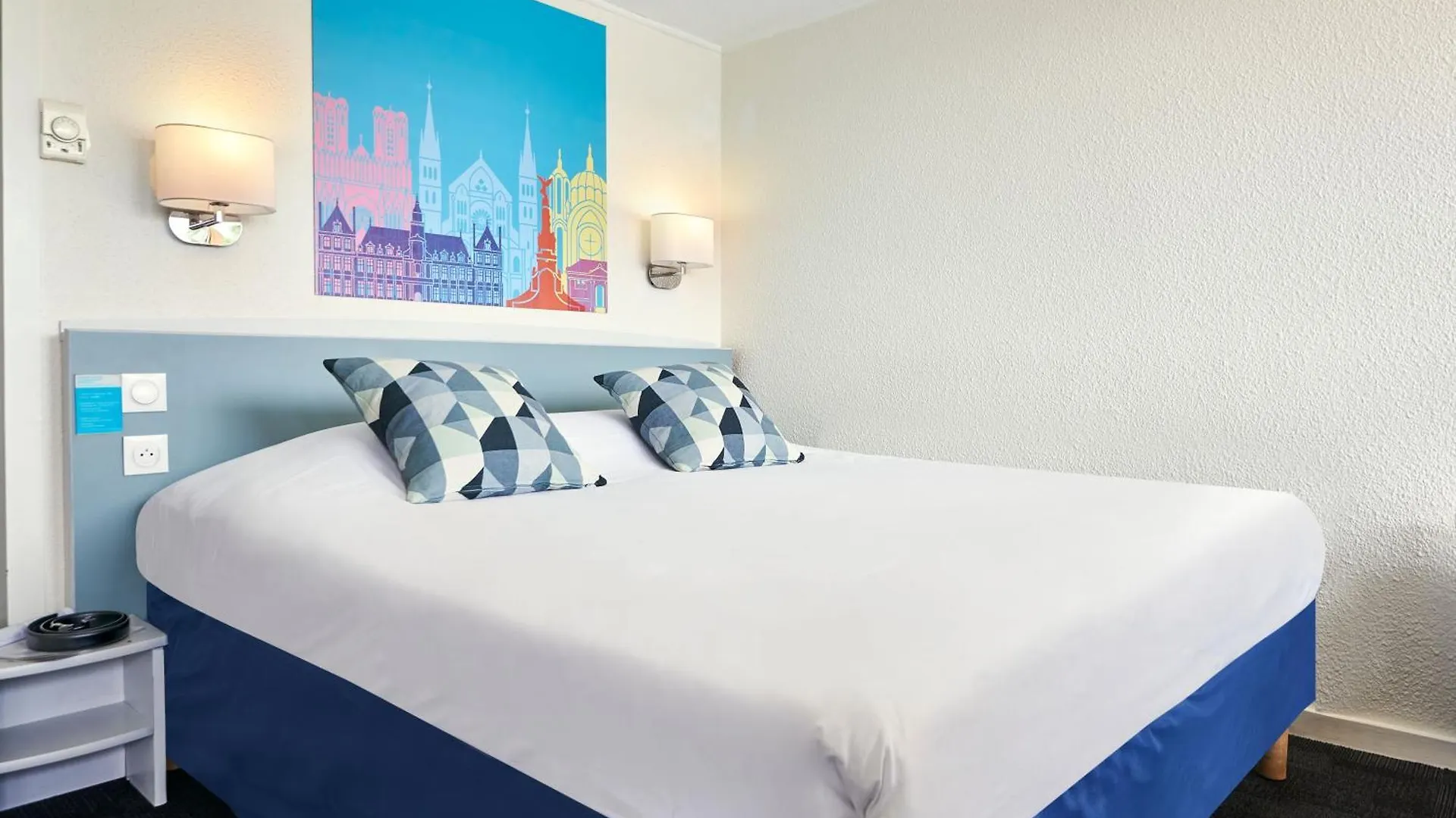 Kyriad Direct Le Bourget Gonesse Hotel