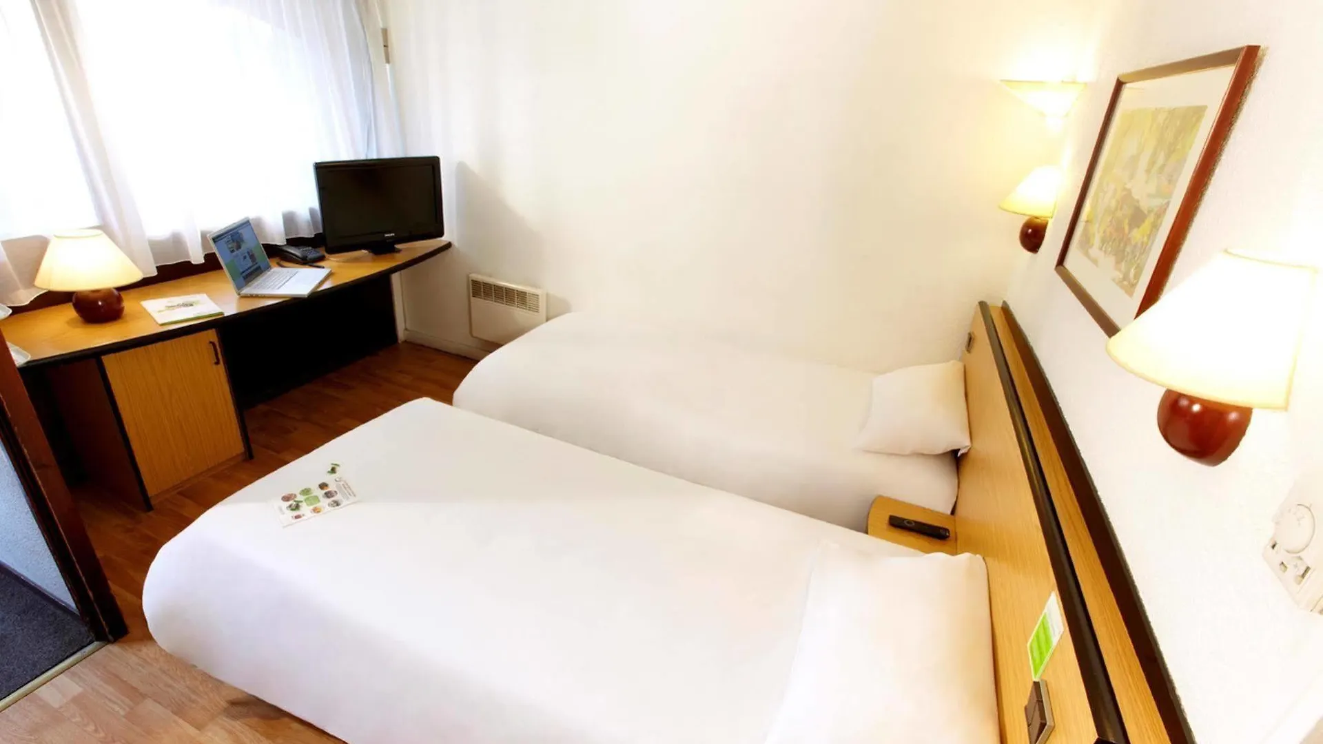 Hotel Kyriad Direct Le Bourget Gonesse