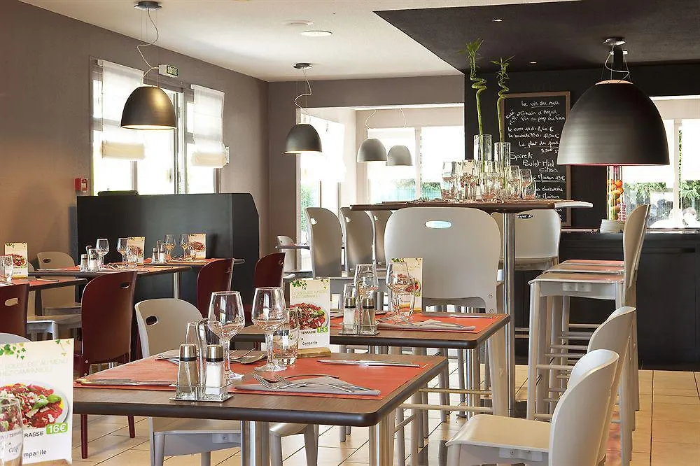 Kyriad Direct Le Bourget Gonesse